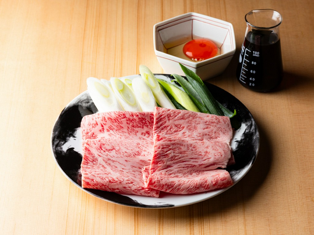 一口ごとに食材とお酒の表情が変わり、新しい調和を生み出すペアリングならではの妙味をご堪能ください。