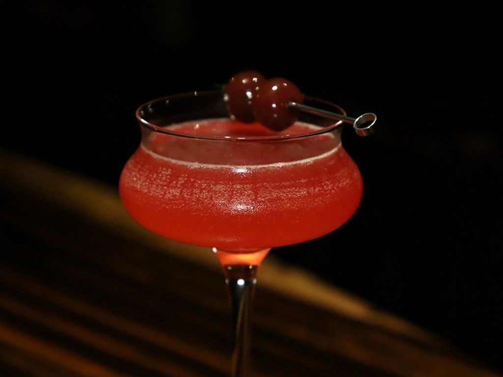 旬のフルーツカクテルも充実！