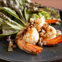 プリプリ感もたまらないおいしさ『ガーリックシュリンプ』