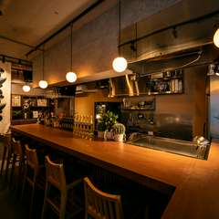 【コース限定】スパークリングワイン１杯サービスします！
飲み放題は2,500円で承っております（90分）