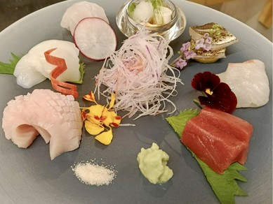 季節の食材たちが紡ぐ一期一会のコース