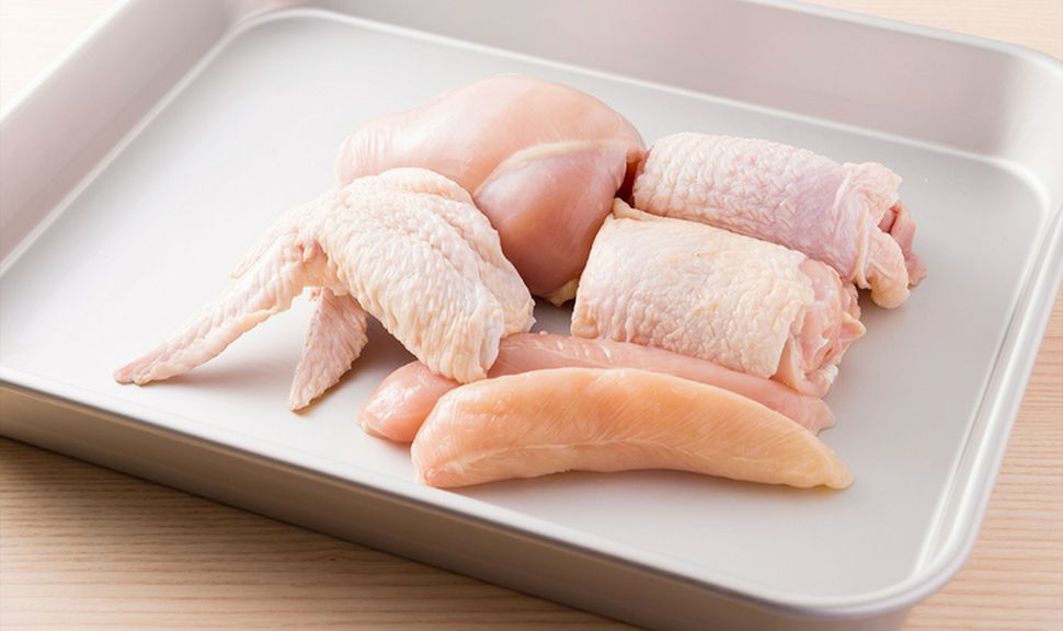 コクと旨味のバランス が絶妙。鶏本来の血統を持つ赤鶏