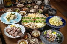 自家製明太子、黒毛和牛の炙り刺し、小腸の天ぷら、デザート等、前田屋の全てを堪能出来る贅沢コースです！