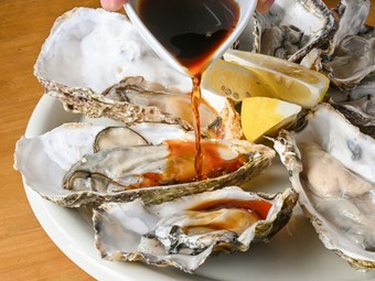 海の恵みをそのままに。鮮度きらめく『生牡蠣お任せ3個盛り』