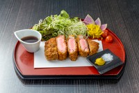 雪が引き出したおいしさ『雪室熟成国産豚ロース肉のパン粉揚げ（200g）』