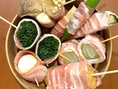 お出汁でいただく野菜巻き蒸し