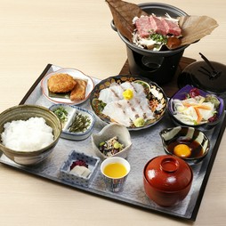 名物！「鯛めし」＆厳選和牛「伊賀牛」陶板焼き