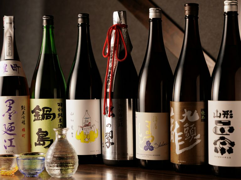 こだわりの鶏と楽しみたい、津々浦々の厳選酒