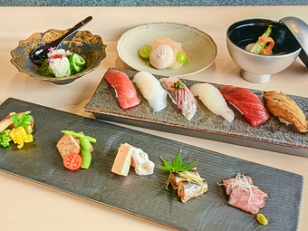 より気軽に旬を味わう。カジュアルコース『風花（かざはな）』