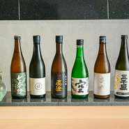 掲載メニュー以外にも、その時期のオススメ日本酒等も入荷予定です。当日のメニューについては店舗にてご確認ください。