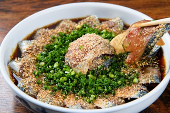 博多に来たらまずはコレ！鮮度抜群の『ごまさば』