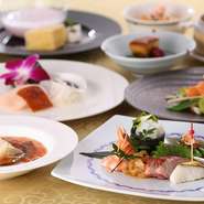 四季折々の食材を取り入れた季節感も味わえるコースです。