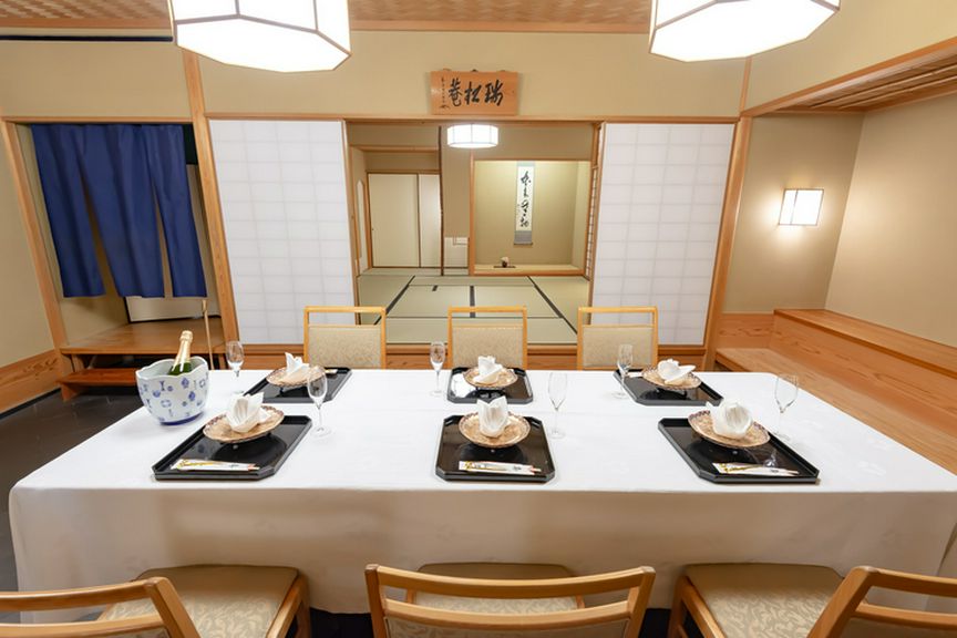 結納・顔合わせに