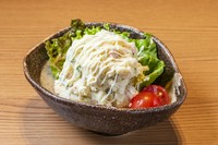 男性のお客様に大変人気あります! 昔懐かしポテトサラダ。