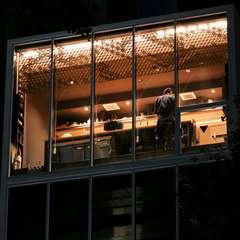 季節の創作日本料理を夜景を愛でながら楽しめる大人の隠れ家