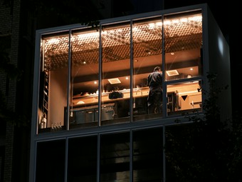 季節の創作日本料理を夜景を愛でながら楽しめる大人の隠れ家