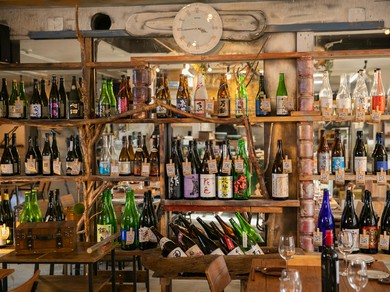 旬の和食と全国の日本酒。佐賀で気軽に楽しむ一軒。