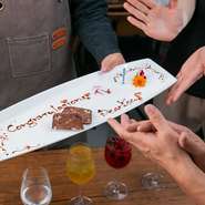 一味違う記念日を楽しみたい日も最適。記念日用のデザートプレートも相談可能です。日本酒サングリアなど飲みやすいメニューやノンアルコールドリンクもあり、さまざまなニーズに対応できます。