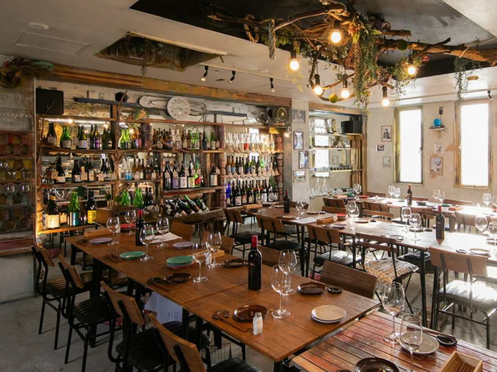 日本の酒でおもてなし。大切なお客様との接待にも最適