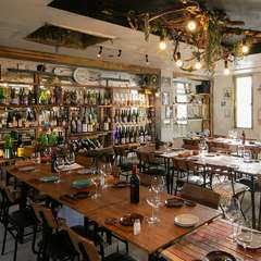 日本の酒でおもてなし。大切なお客様との接待にも最適