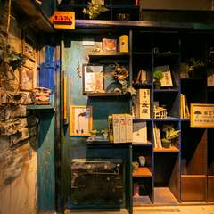 温もり感じるオシャレな空間は、最大50名での団体利用にも対応