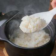 ＜土鍋ご飯　オプション＞
追加（2合目）＋400円

トッピング
・贅沢海鮮　+600円
・有田鶏炭焼き　+300円
・和牛焼き +800円