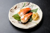 鮮やかな色合いが食欲をそそる、定番のボイルえび。プリプリとした弾力のある食感と、噛むほどに広がるえびの優しい甘みが魅力です。
