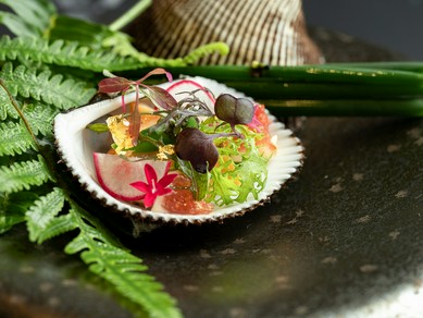 季節に応じた食材を使い、日々メニューが変わる『ランチコース』