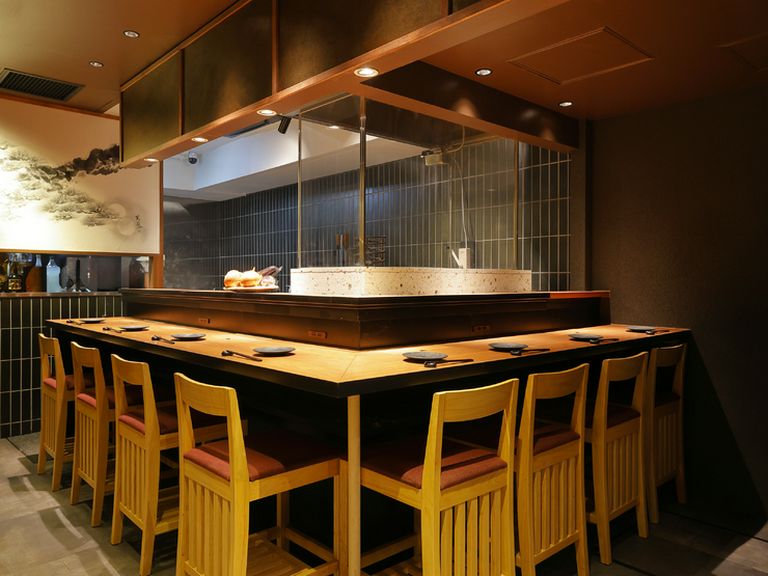 限定から定番まで。料理と楽しみたい日本酒は通も納得の品揃え