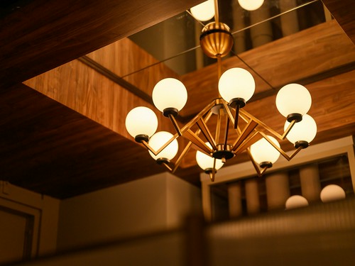 アンティークを基調とした落ち着いた大人の空間 