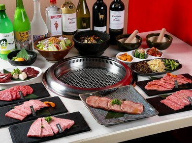 満足度抜群。人気メニュー満載の『上田屋厳選コース』