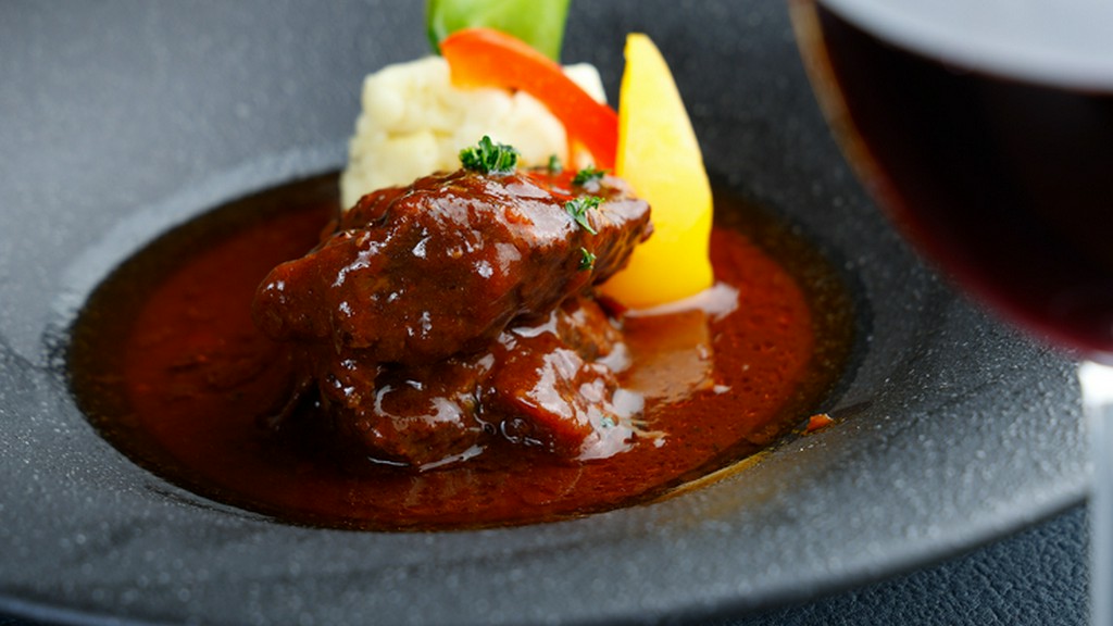 上州牛の牛頬肉を赤ワインでじっくり煮込んだ逸品『上州牛　牛頬肉の赤ワインじっくり煮込み』