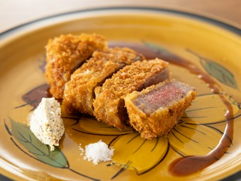 厳選和牛の極上部位に爽やかなソースを添えて『和牛シャトーブリアンカツ』