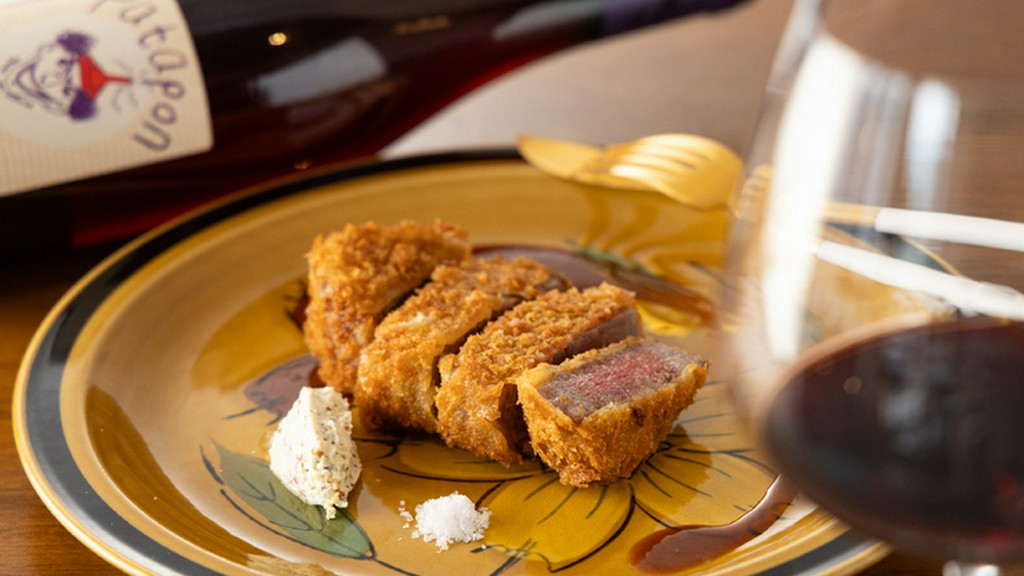 おいしさに驚きも織り込んだ自由な料理を提案