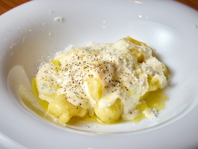 素材同士が奏でる濃密な味わい『サツマイモのニョッキ　ゴルゴンゾーラソース』