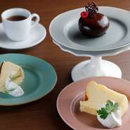 食後のお楽しみとして好評な手作りケーキも必見。締めくくりのスイーツとしてはもちろん、お酒との相性も考慮しレシピからこだわっているため、お酒のパートナーとしてのオススメです。