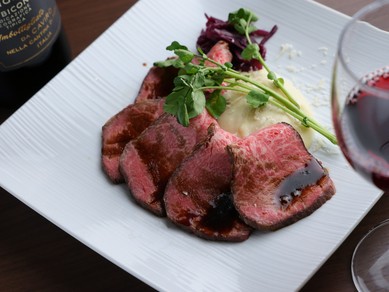 ワインのお供に『和牛ローストビーフのタリアータ風』