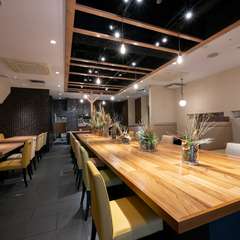 ゆったりとしたカフェ空間は女子会利用も歓迎