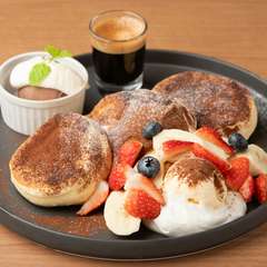 心斎橋店限定の特別メニュー『ベリーショコラアフォガートNON』