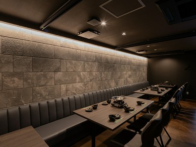 多くのシーンに対応可能なモダン空間