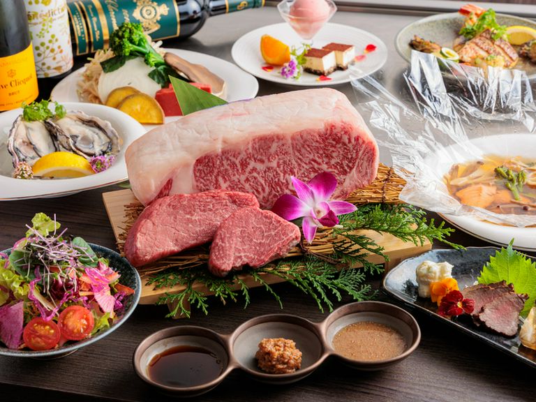 記念日がもっと輝く、ライブ感あふれる鉄板焼きの贅沢