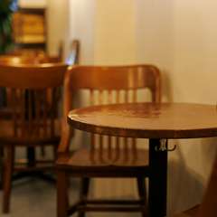 テーブル席イメージ