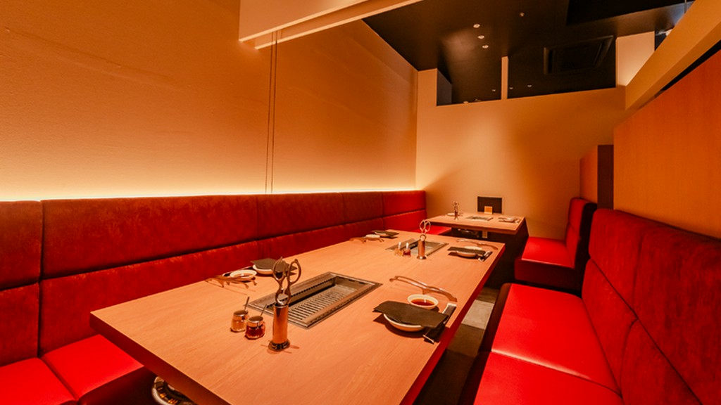 料理も席も自分たちだけの空間で、特別な日を彩る