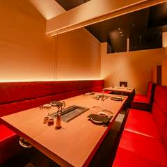 料理も席も自分たちだけの空間で、特別な日を彩る