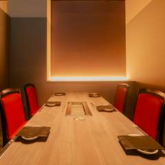 「会話も料理も、主役になる個室。」