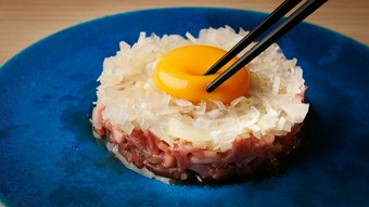 和牛ユッケねぎまみれ