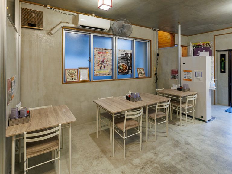 料理の合間に、一息つける心配りで相手をもてなす