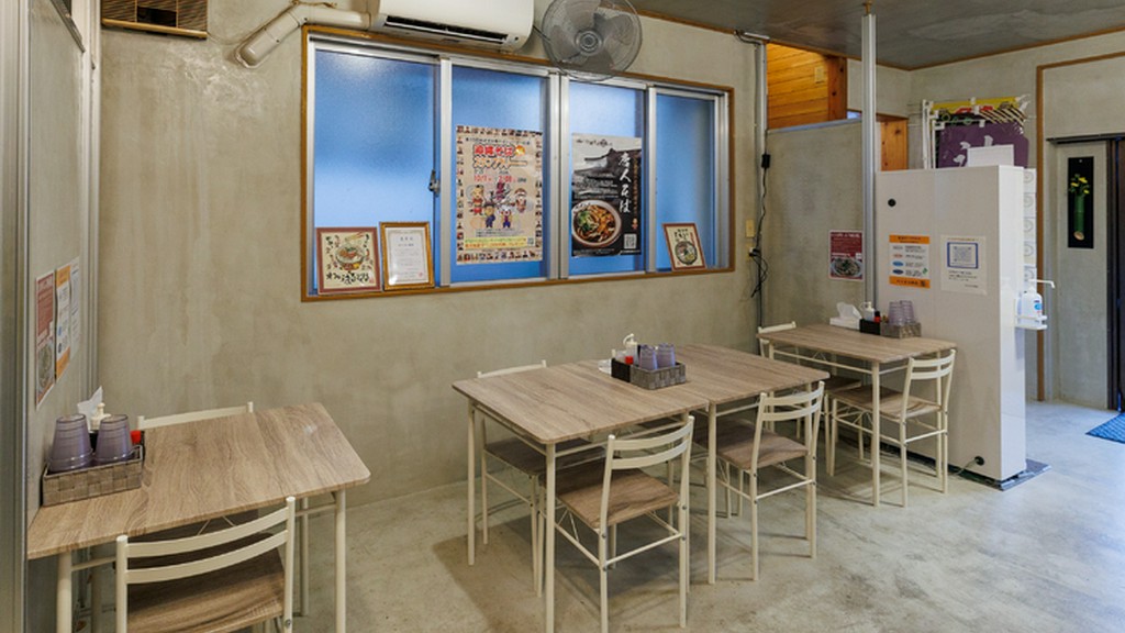 料理の合間に、一息つける心配りで相手をもてなす