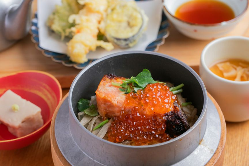 食事に取り入れやすく、健やかさを感じる料理が並ぶ