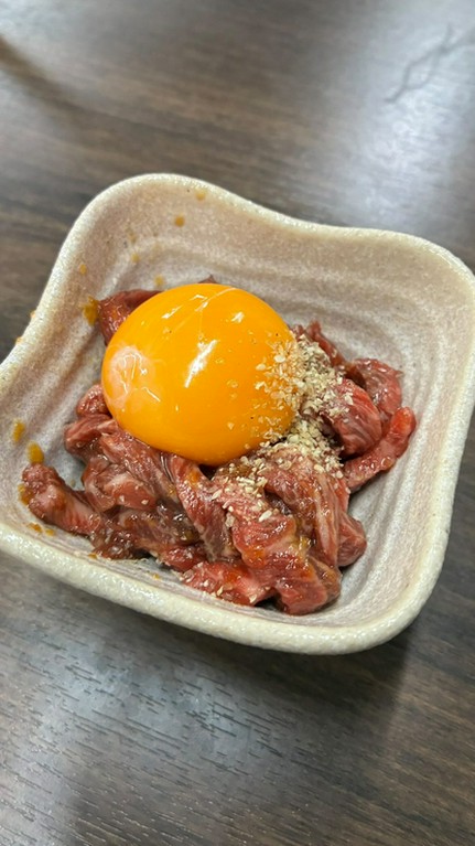 和牛ユッケ